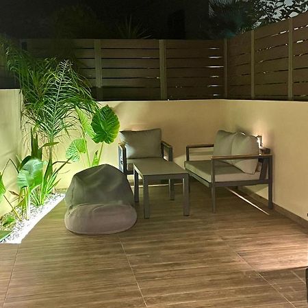 Haris White Apartment Roussospítion Zewnętrze zdjęcie